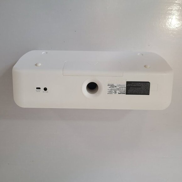 Philips SBT310w/37 Bluetooth Clock Speaker - Picture 5 of 7